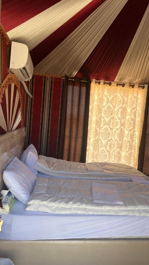 Sunlight Camp Apartamento Wadi Rum Exterior foto