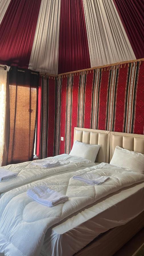 Sunlight Camp Apartamento Wadi Rum Exterior foto