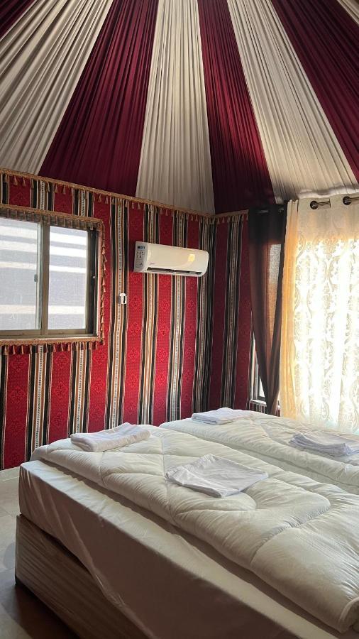 Sunlight Camp Apartamento Wadi Rum Exterior foto