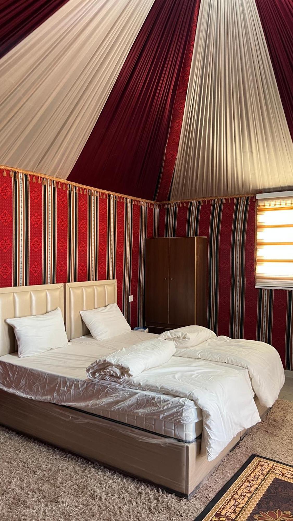 Sunlight Camp Apartamento Wadi Rum Exterior foto