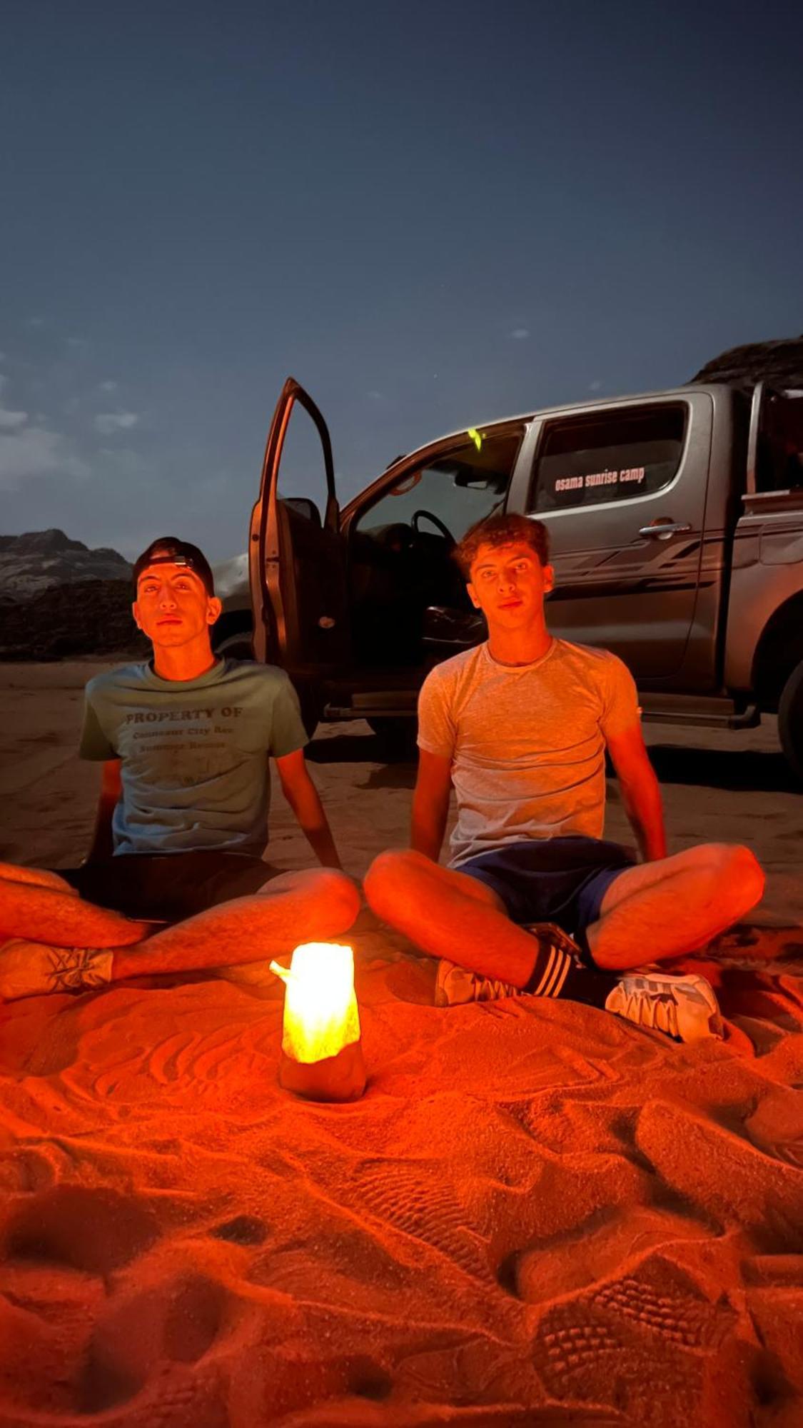 Sunlight Camp Apartamento Wadi Rum Exterior foto